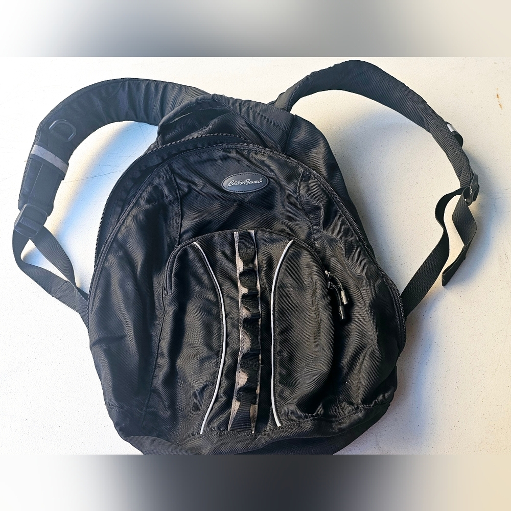 BLACK EDDIE BAUER BACKPACK 🎒